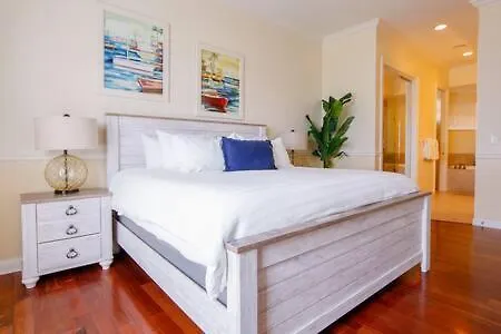 Grand Marina Suite -Waterfront Condo Key West
